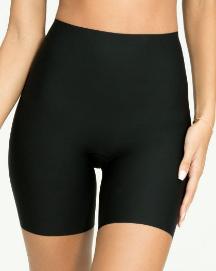 Spanx Thinstincts Mid-Thigh Short very black M -